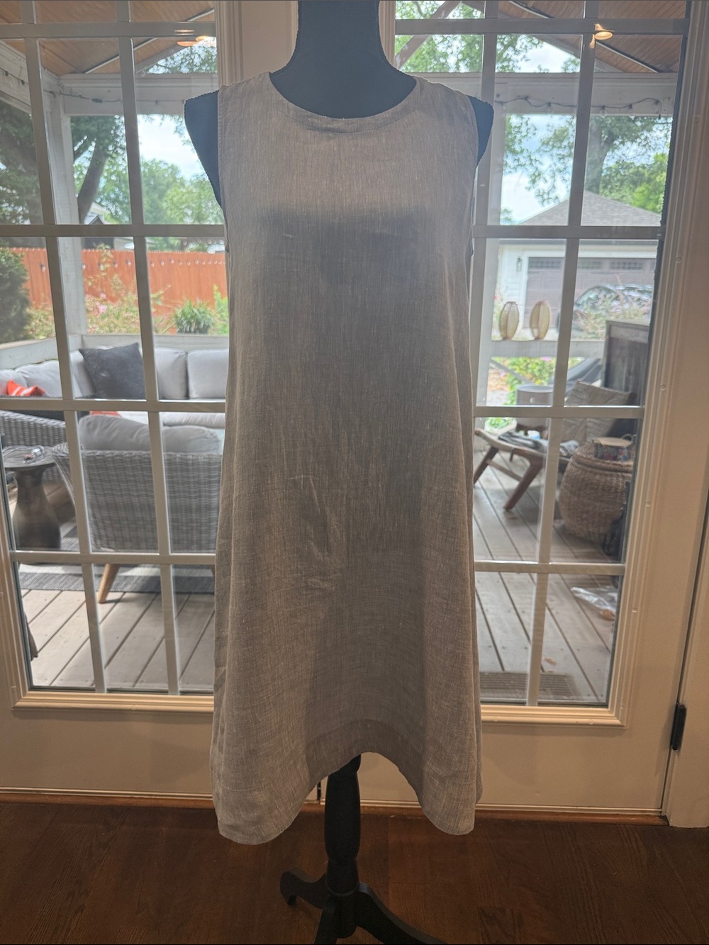 Eileen Fisher Sleeveless High-Low Shift Dress in Light Gray